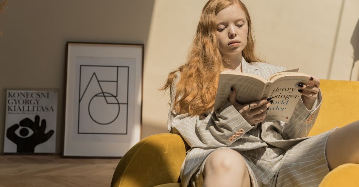 Szafa, która mówi jednym głosem: jak ułożyć styl, w którym czujesz się sobą